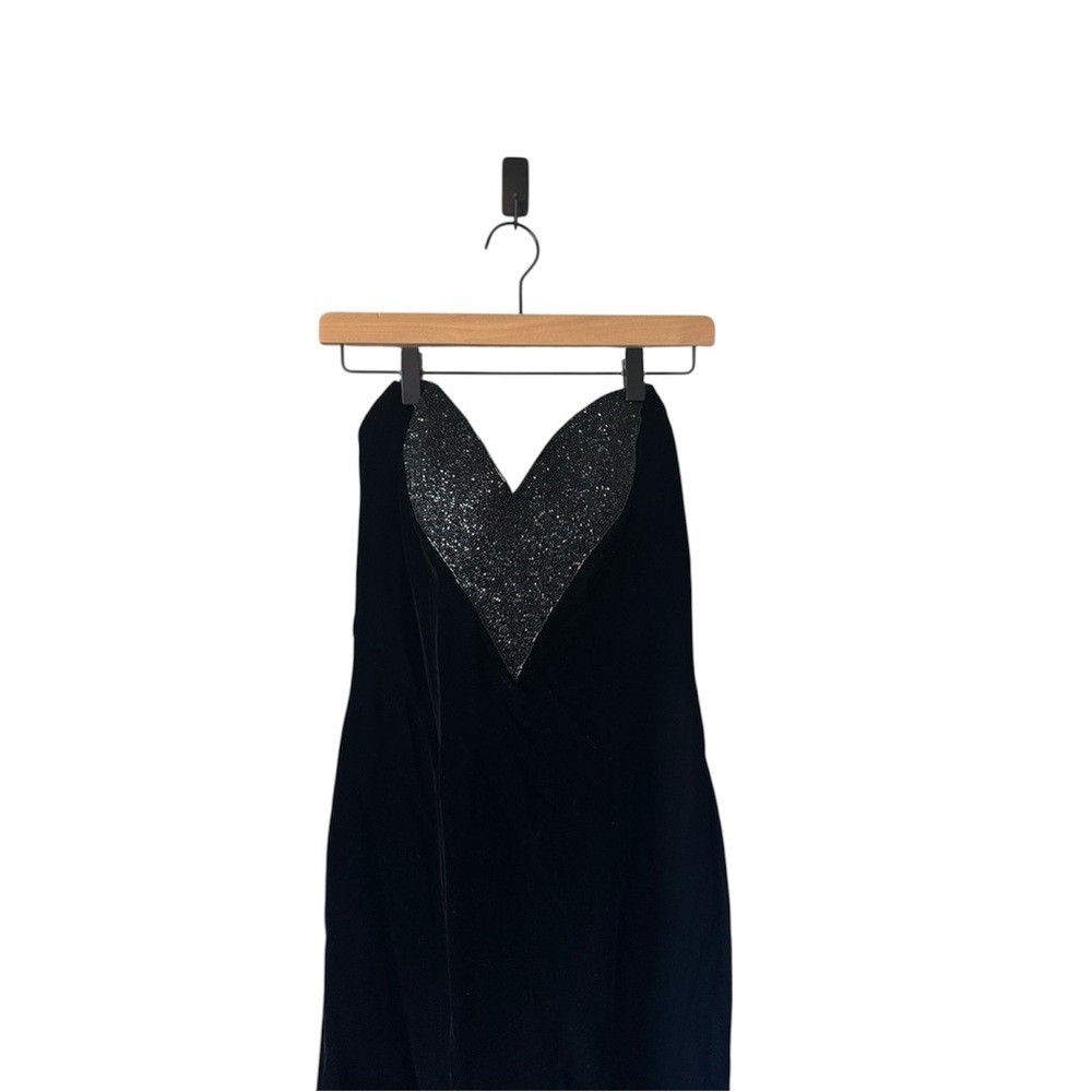 Black Tie Oleg Cassini Black Velvet Strapless Beaded Gown - Picture 3 of 7